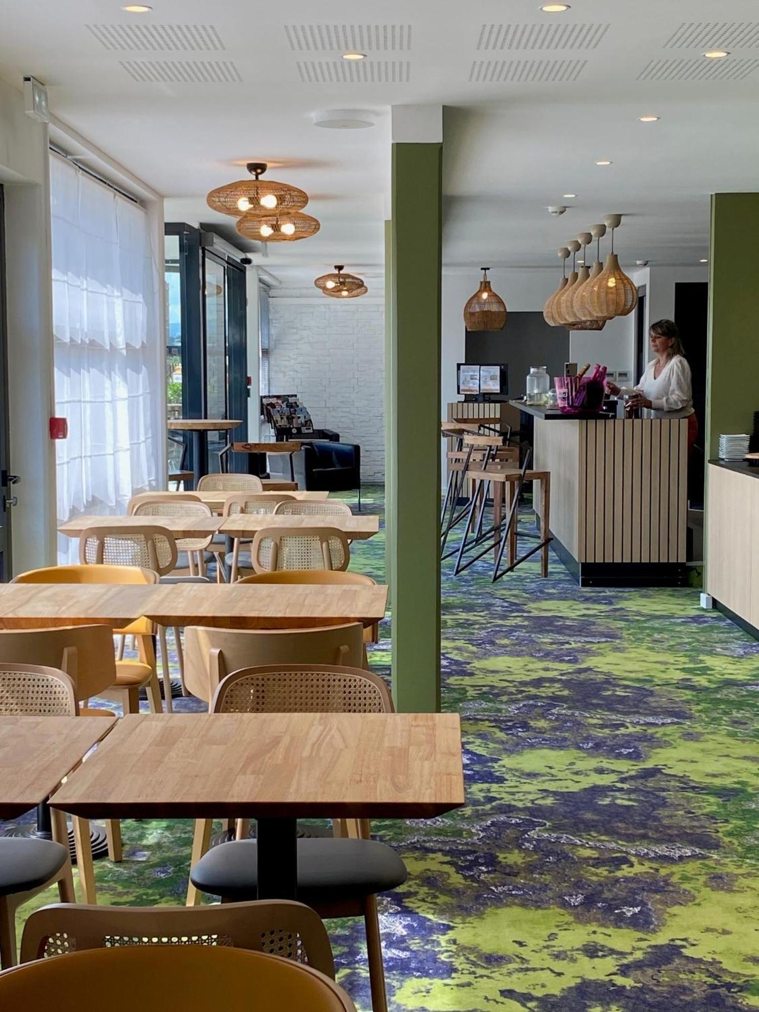 Hotel Pont Rouge , Каркасон Екстериор снимка